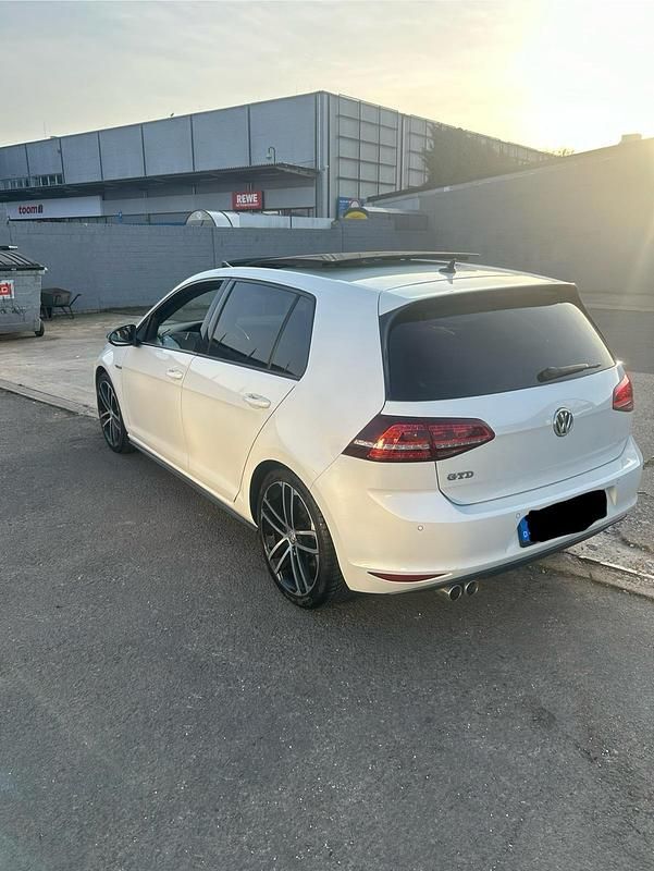 Gebraucht VW Golf VII GTD 184 PS (135 kW) 2016 Weiß Limousine