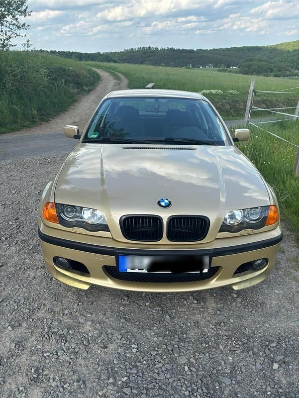 Gold Gebraucht 2001 BMW 320 Limousine | 3.500 € (Superpreis) - Bild 1/4