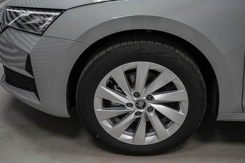 Neu Skoda Octavia Selection 150 PS (110 kW) 2025 Stahl grau uni (m3) Kombi