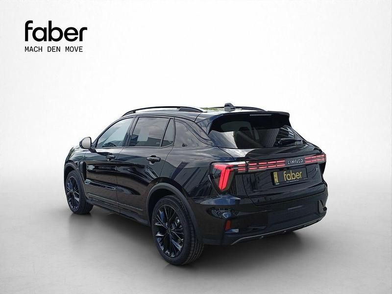 Neu Lynk & Co 01 280 PS (205 kW) 2026 Schwarz SUV