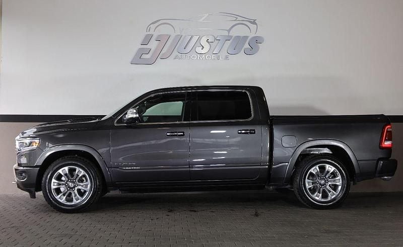 Gebraucht Dodge Ram Limited 401 PS (294 kW) 2022 Grau Pickup