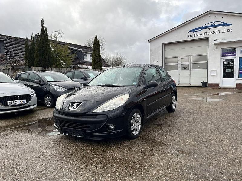 Gebraucht Peugeot 206+ Basis 73 PS (53 kW) 2011 Schwarz Kleinwagen