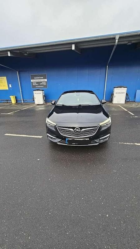 Gebraucht Opel Insignia 163 PS (119 kW) 2015 Limousine