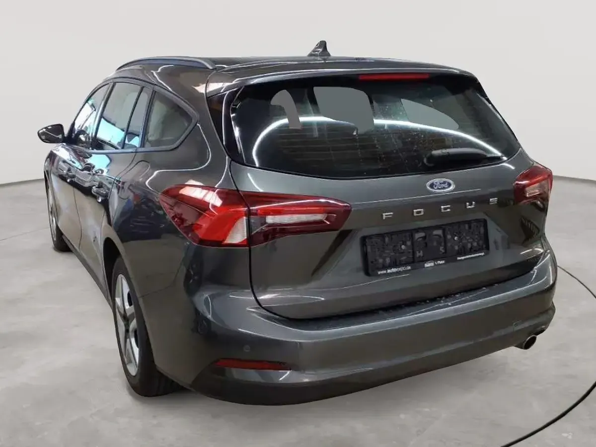 Gebraucht Ford Focus Cool & Connect 120 PS (88 kW) 2022 Grau Kombi