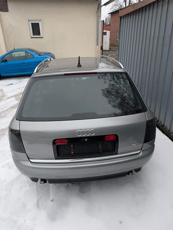 Używany Audi A6 S-Line 179 KM (131 kW) 2003 Srebrny Kombi