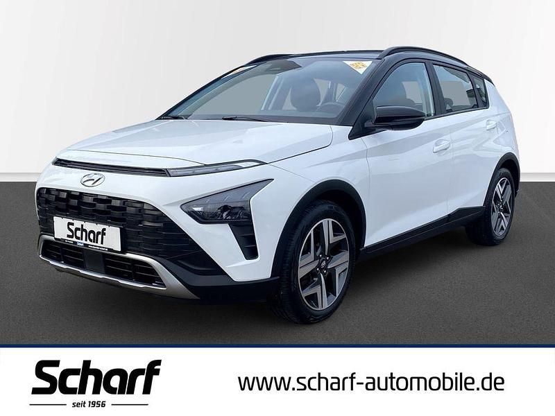 Weiß Gebraucht 2021 Hyundai Bayon Intro Edition SUV | 16.490 € (Fairer Preis) - Bild 1/4