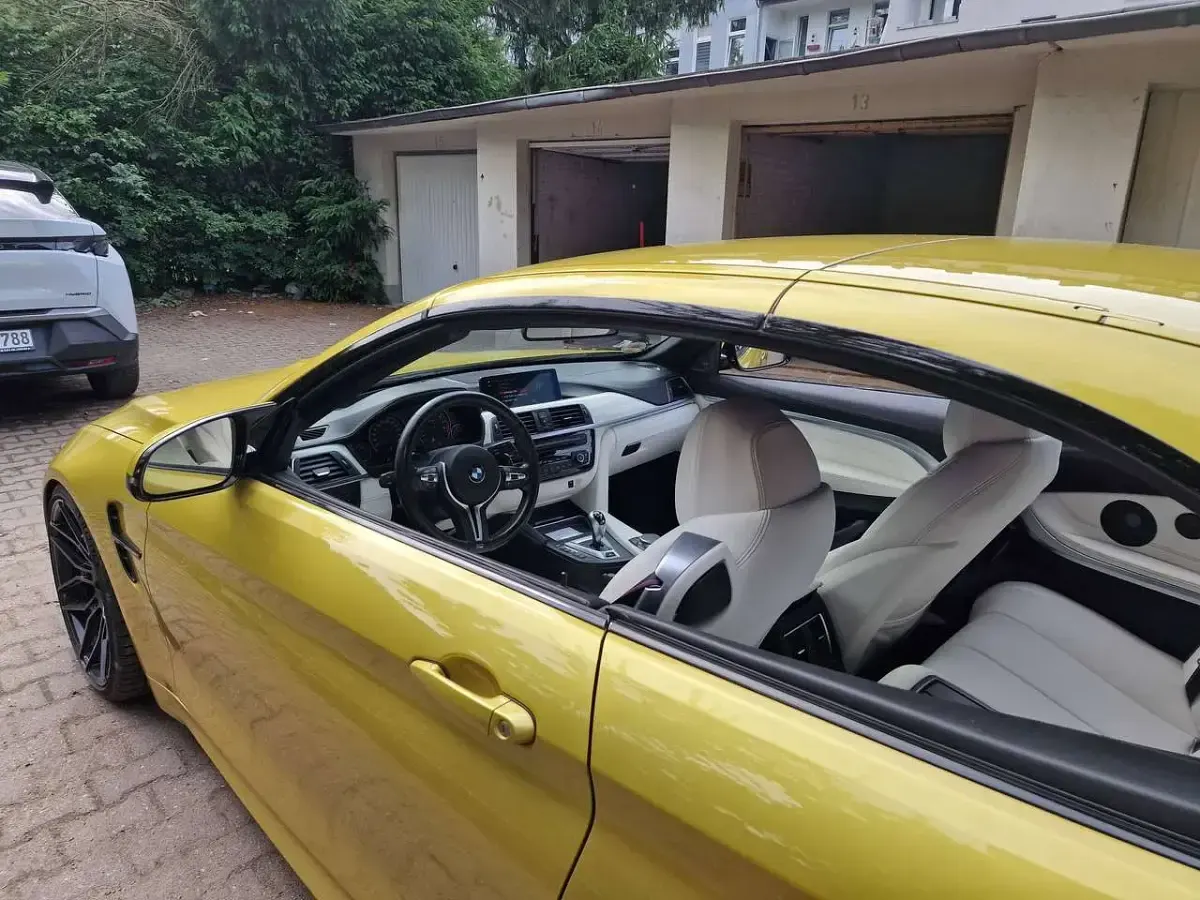 Gebraucht BMW M4 Cabriolet Competition Edition 450 PS (330 kW) 2019 Gelb Cabrio