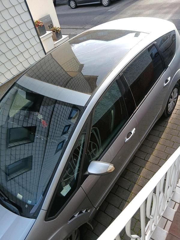 Gebraucht Ford S-MAX Ambiente 145 PS (106 kW) 2006 Silber Van / Kleinbus