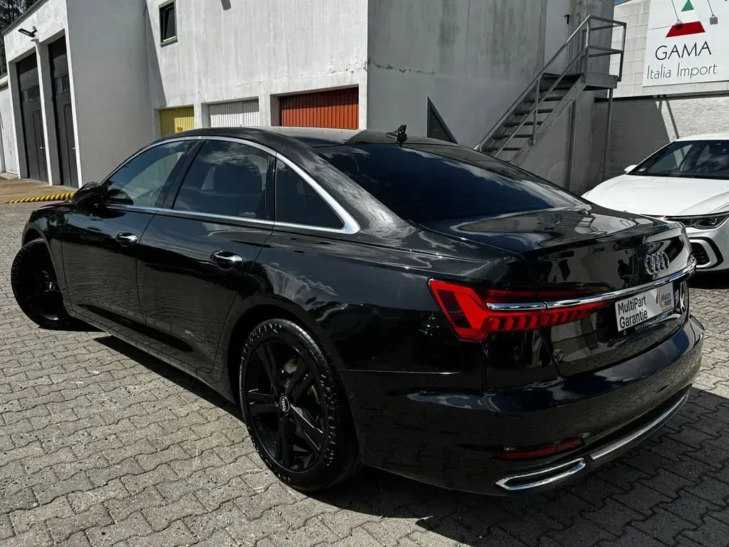 Gebraucht Audi A6 Sport 231 PS (169 kW) 2019 Grau Limousine