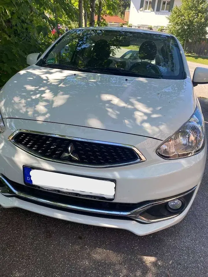 Gebraucht Mitsubishi Space Star Edition 71 PS (52 kW) 2018 Weiß Kleinwagen