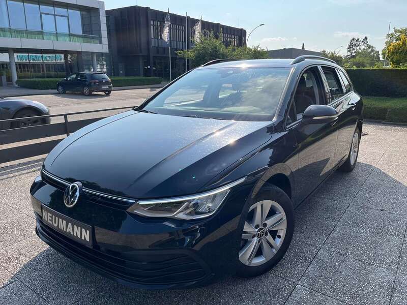 Deep black Gebraucht 2021 VW Golf VIII Life Kombi | 15.900 € (Fairer Preis) - Bild 1/4