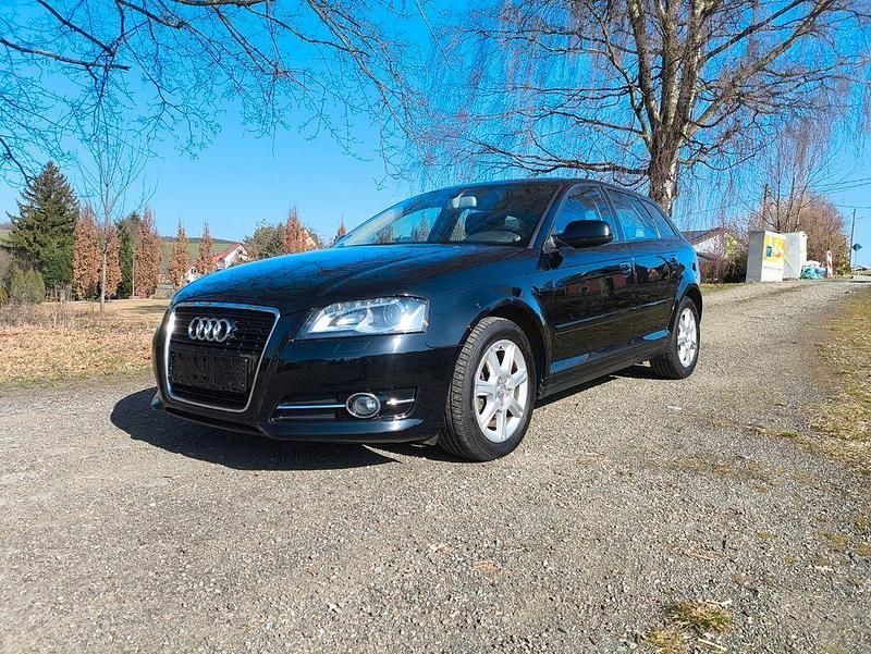Gebraucht Audi A3 Sport 125 PS (91 kW) 2011 Schwarz Kleinwagen