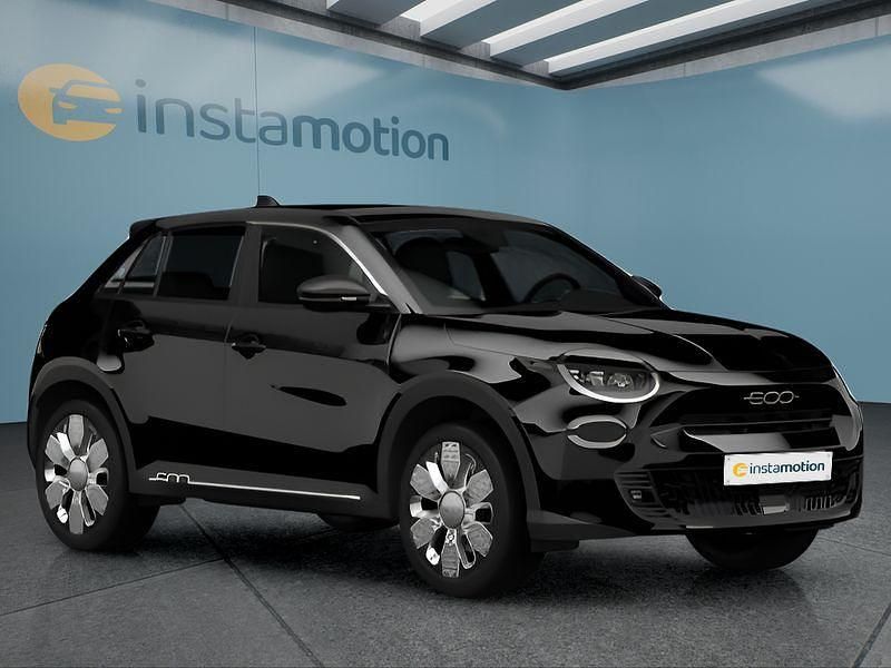 Neu Fiat 600E Red 114 kW (156 PS) 2025 Schwarz Kleinwagen