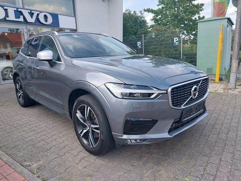 Osmium grey metallic / metalli Gebraucht 2018 Volvo XC60 R-Design SUV | 26.900 € (Fairer Preis) - Bild 1/4