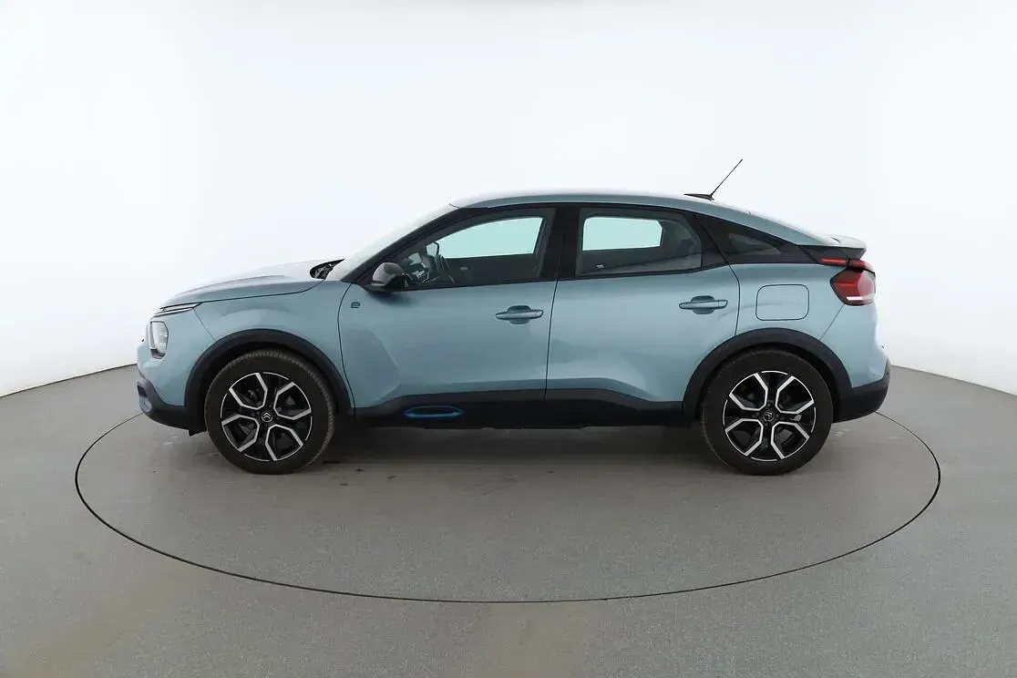 Gebraucht Citroën e-C4 Feel 100 kW (136 PS) 2022 Blau Limousine