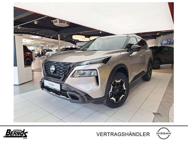 Champagne silver metallic Neu 2025 Nissan X-Trail SUV | 41.285 € (Fairer Preis) - Bild 1/4