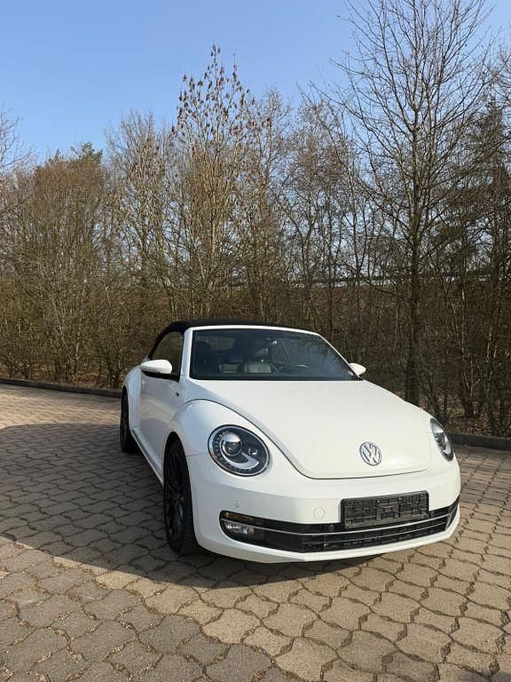 Gebraucht VW Beetle Allstar 150 PS (110 kW) 2016 Weiß Kleinwagen