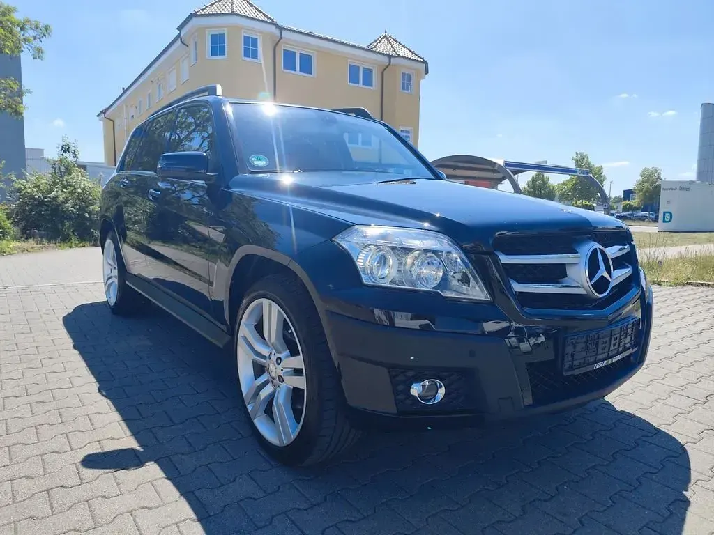 Gebraucht Mercedes GLK320 224 PS (164 kW) 2009 Schwarz SUV