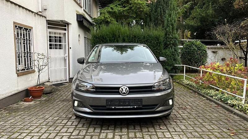 Usata VW Polo 75 CV (55 kW) 2018 Grigio Berlina