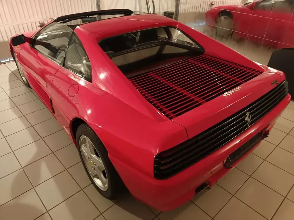 Second-hand Ferrari 348 295 CP (216 kW) 1991 Roșu Cabrio