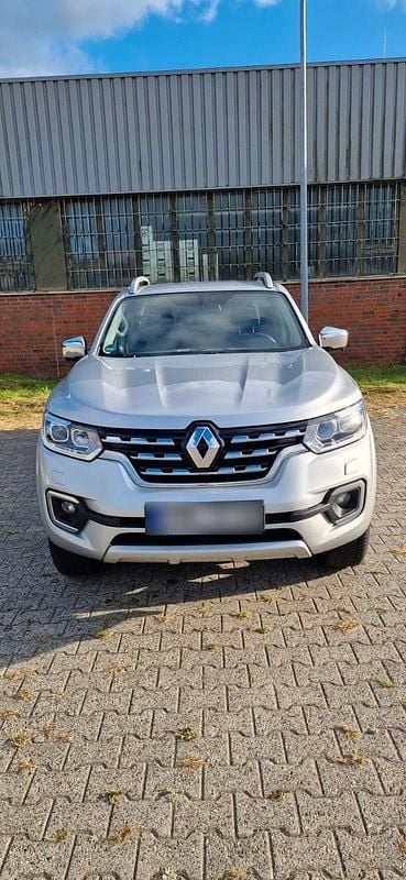 Gebraucht Renault Alaskan 190 PS (139 kW) 2017 Silber Pickup