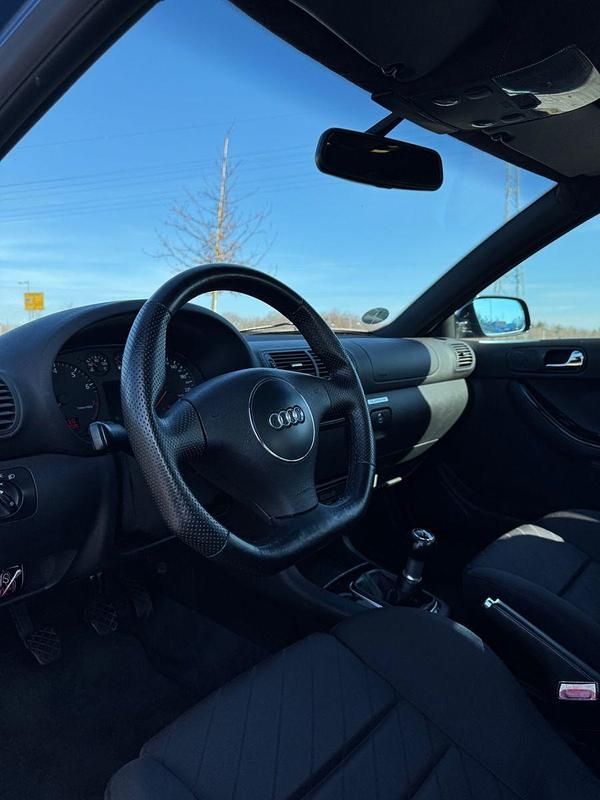 Gebraucht Audi A3 Performance 400 PS (294 kW) 2001 Blau Kleinwagen