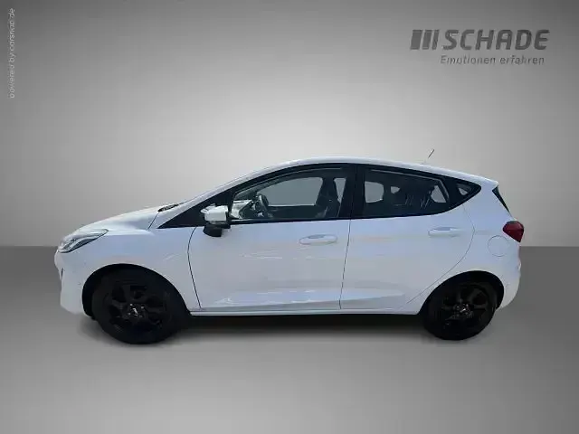 Gebraucht Ford Fiesta Trend 71 PS (52 kW) 2019 Frostweiß Kleinwagen