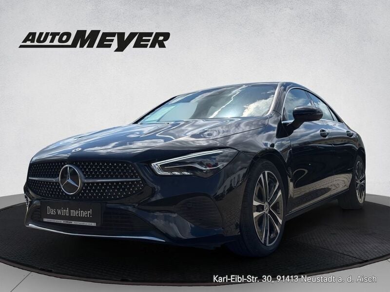 Schwarz Gebraucht 2024 Mercedes CLA200 Progressive Coupé | 33.730 € (Superpreis) - Bild 1/4