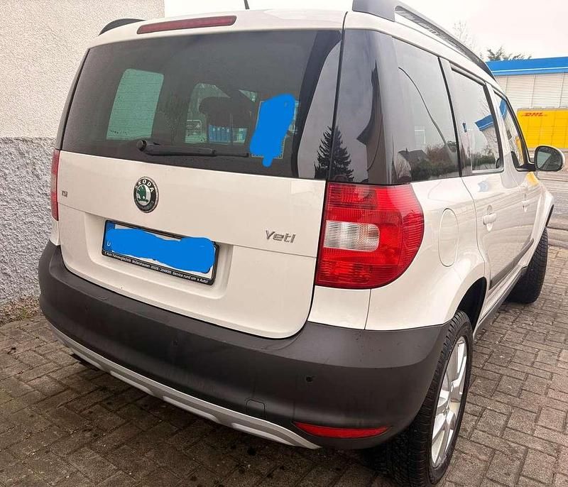 Gebraucht Skoda Yeti Ambition 122 PS (89 kW) 2011 Weiß SUV