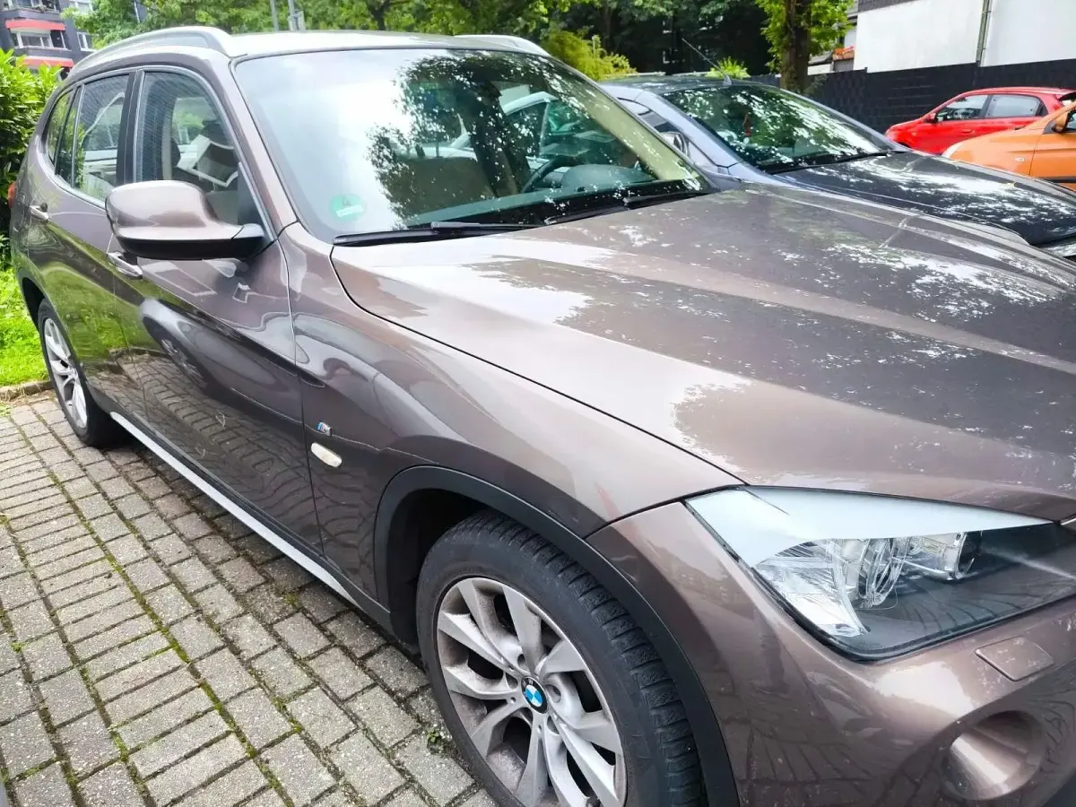 Gebraucht BMW X1 150 PS (110 kW) 2010 Braun SUV