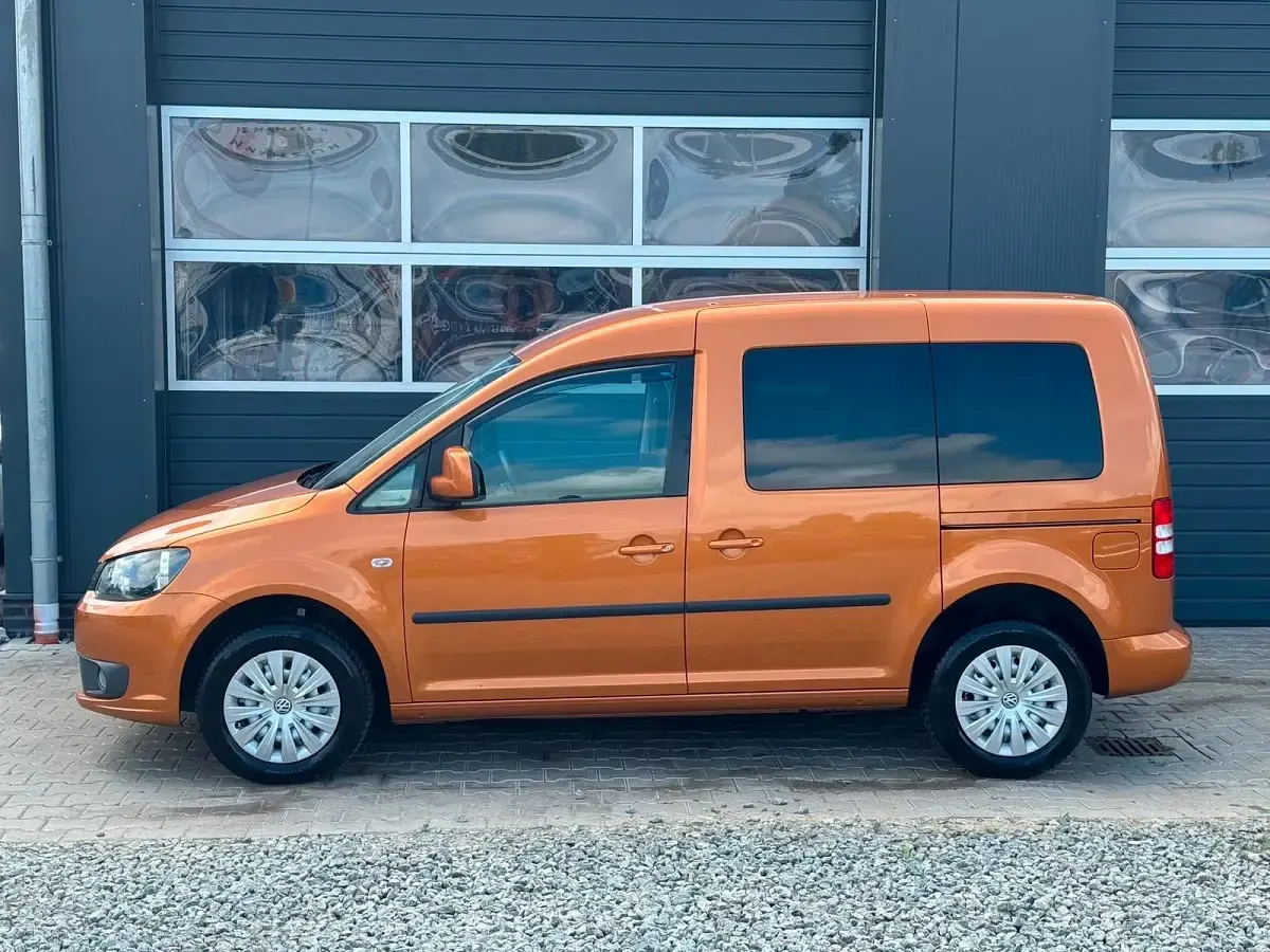 Gebraucht VW Caddy 75 PS (55 kW) 2014 Orange Van / Kleinbus