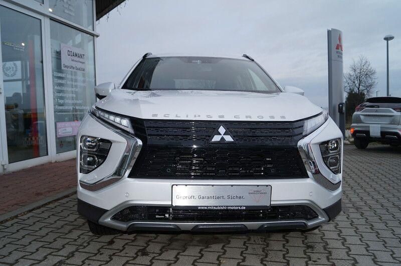 Gebraucht Mitsubishi Eclipse Cross Plus 188 PS (138 kW) 2022 Weiß SUV
