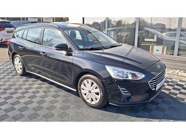 Gebraucht Ford Focus Trend 125 PS (91 kW) 2018 Schwarz Kombi
