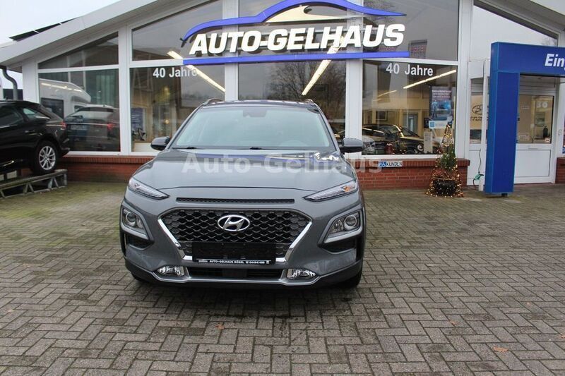 Grau Gebraucht 2020 Hyundai Kona Style SUV | 22.900 € (Etwas zu teuer) - Bild 1/4