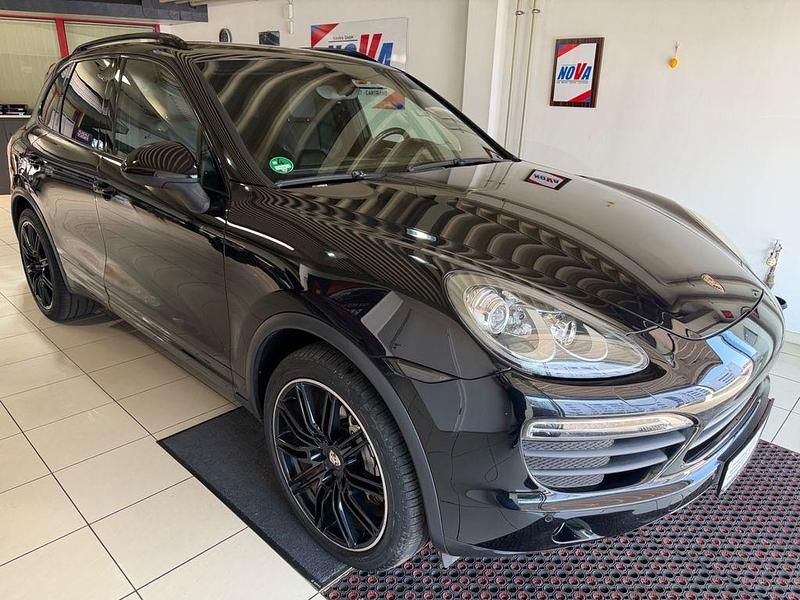 Gebraucht Porsche Cayenne S 400 PS (294 kW) 2011 Schwarz SUV