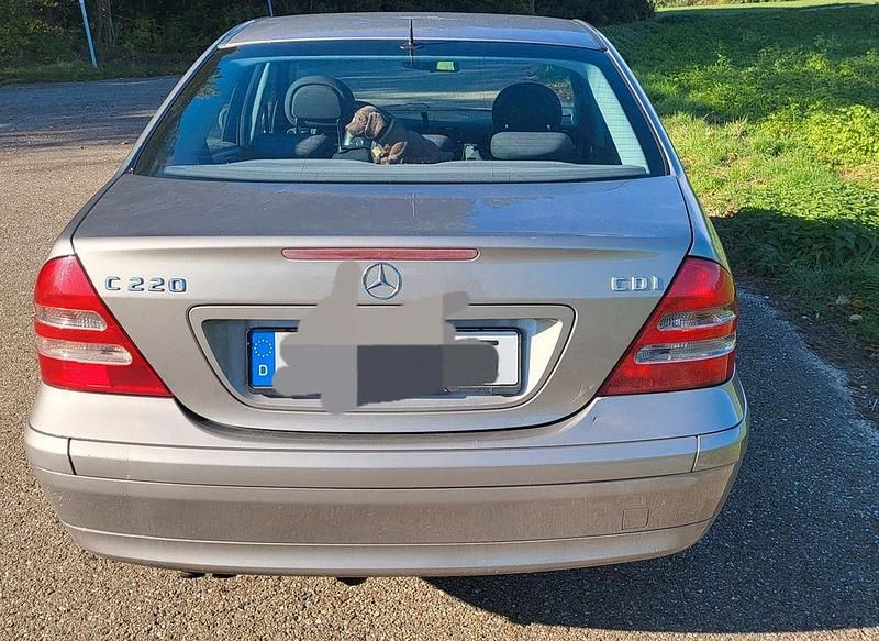 Beige Gebraucht 2003 Mercedes C220 Classic Limousine | 1.999 € (Superpreis) - Bild 1/4