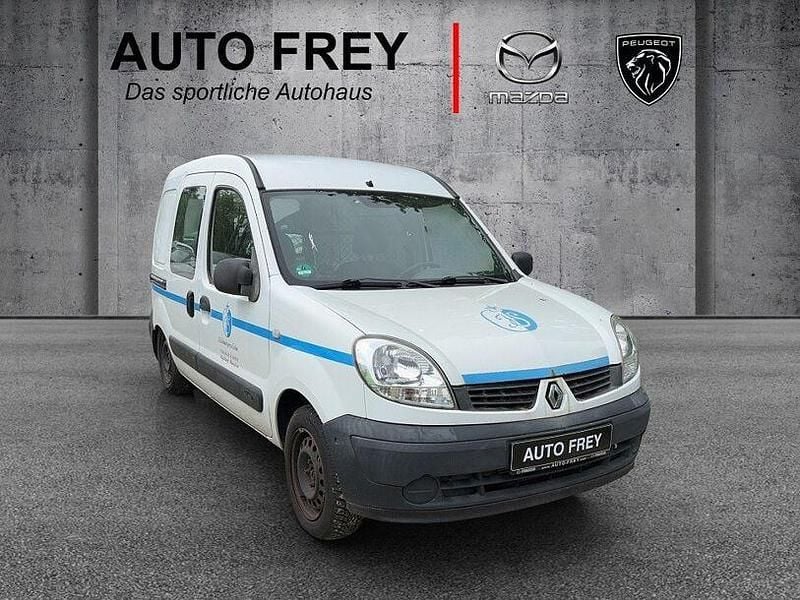 Weiss Gebraucht 2008 Renault Rapid | 1.590 € - Bild 1/3