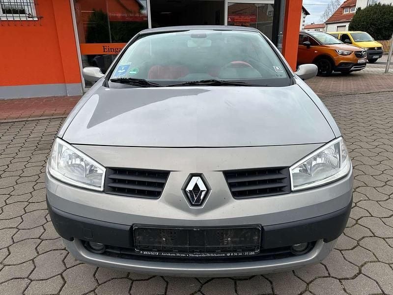Gebraucht Renault Mégane Cabriolet Authentique 113 PS (83 kW) 2005 Beige angora Cabrio