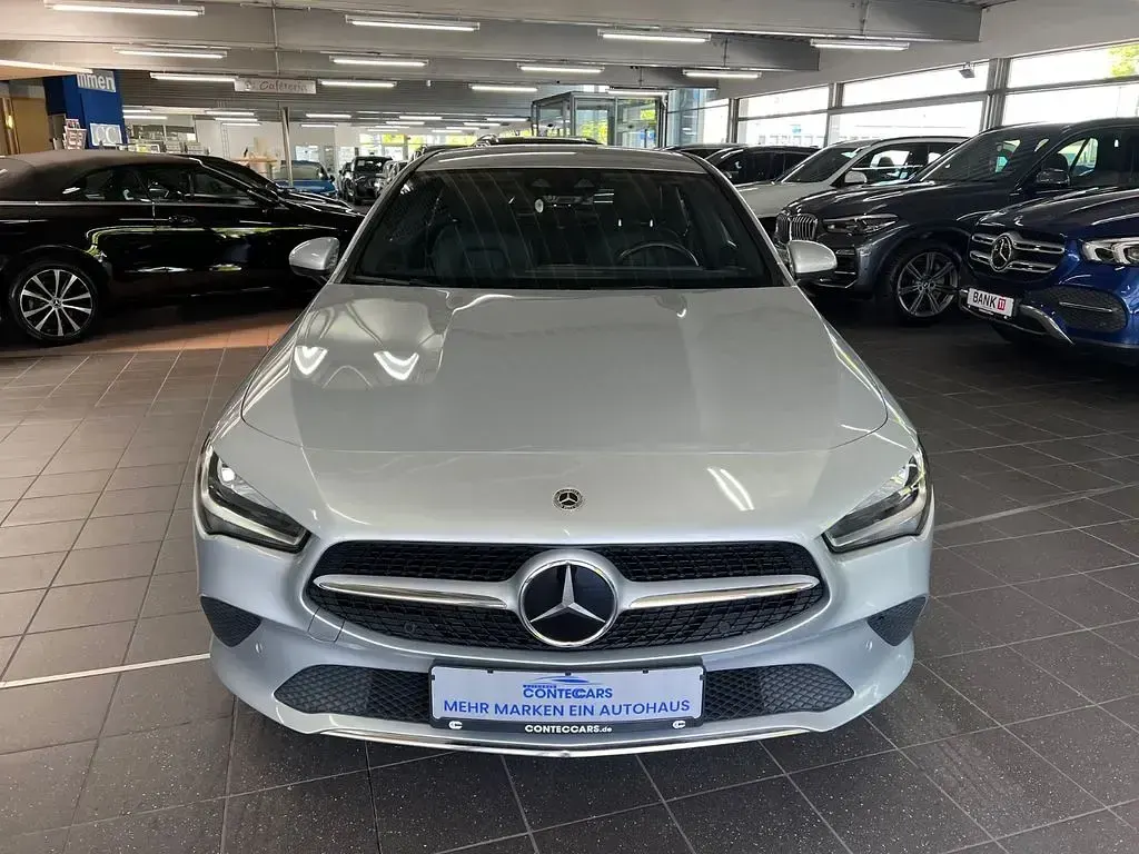 Gebraucht Mercedes CLA200 Shooting Brake Progressive 150 PS (110 kW) 2021 Silber Kombi