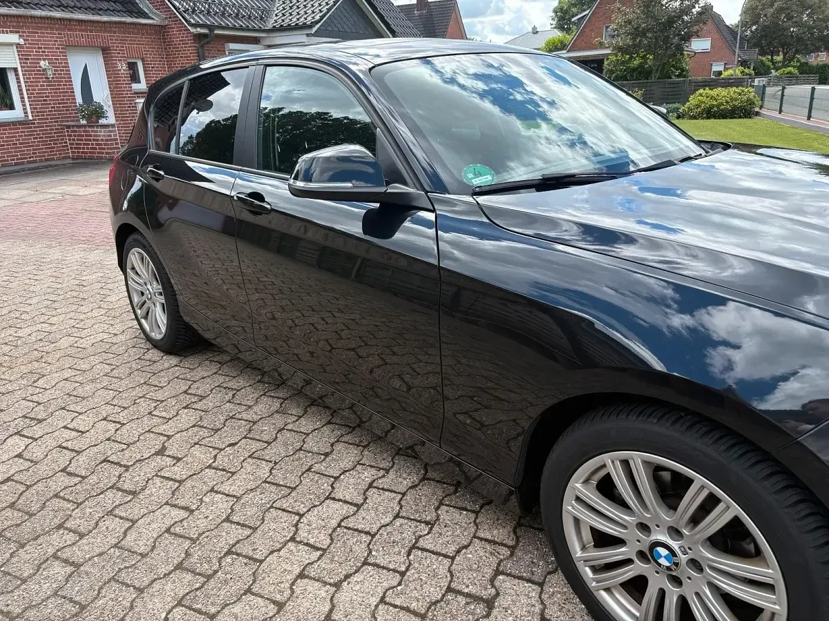 Gebraucht BMW 116 116 PS (85 kW) 2013 Schwarz Kleinwagen