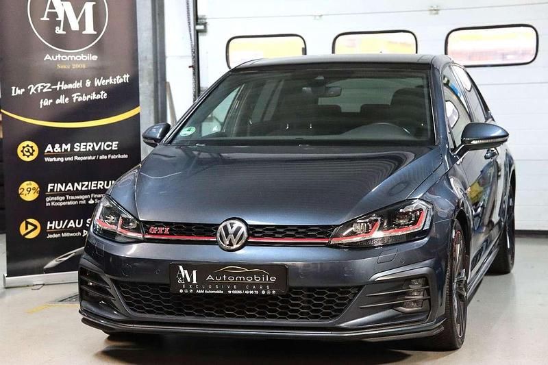Dark iron blue Gebraucht 2017 VW Golf VII Active Limousine | 21.499 € (Fairer Preis) - Bild 1/3
