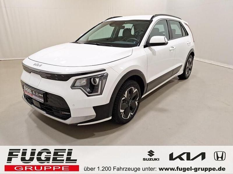 Schneeweiss Gebraucht 2023 Kia e-Niro Vision SUV | 24.899 € (Superpreis) - Bild 1/4