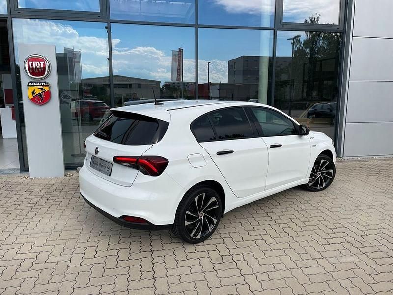 Gebraucht Fiat Tipo Sport 101 PS (74 kW) 2022 Weiß Limousine