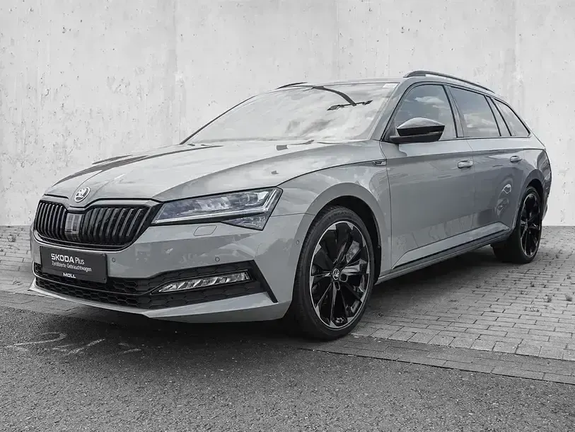 Gebraucht Skoda Superb SportLine 200 PS (147 kW) 2024 Stahlgrau Kombi