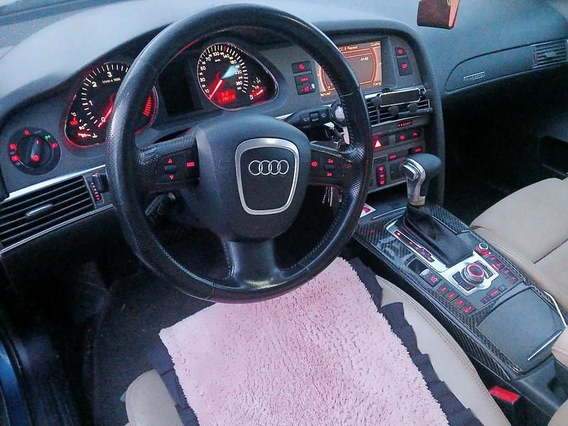 Second-hand Audi A6 233 CP (171 kW) 2004 Albastru Berlinǎ