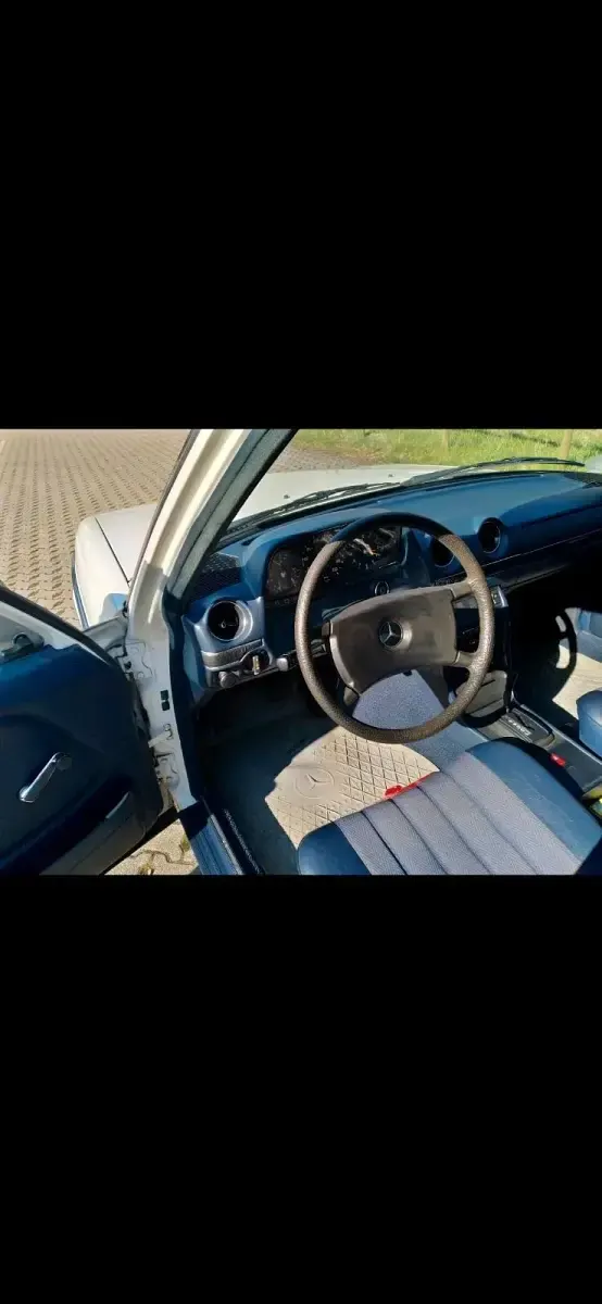 Gebraucht Mercedes 230 136 PS (100 kW) 1982 Weiß Limousine