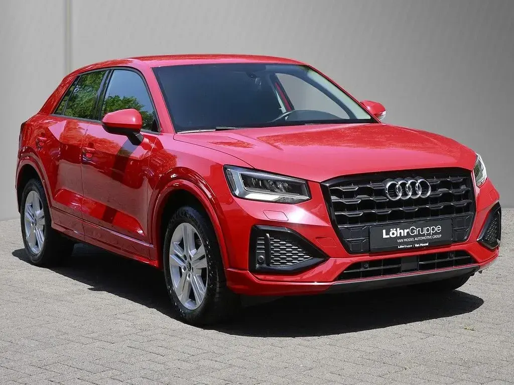 Gebraucht Audi Q2 Advanced 150 PS (110 kW) 2021 Rot SUV