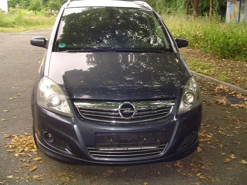 Blau Gebraucht 2008 Opel Zafira Sport Van / Kleinbus | 2.500 € (Fairer Preis) - Bild 1/4