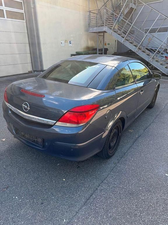 Gebraucht Opel Astra Cabriolet Cosmo 140 PS (102 kW) 2007 Grau Cabrio