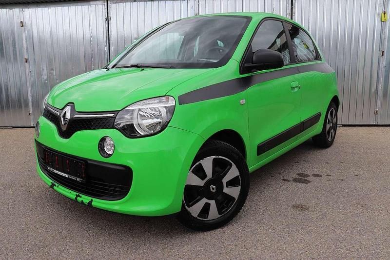 Gebraucht Renault Twingo SE 71 PS (52 kW) 2016 Pyreneesweiss/irischgrün Kleinwagen